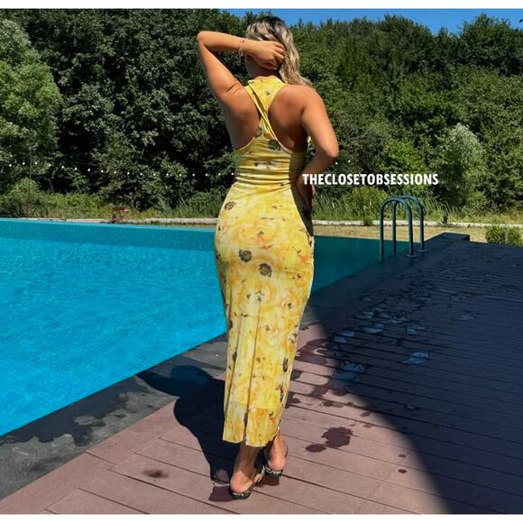 RARE!!! ZARA BLOGGER FAVE!!! Fitted Midi Dress NWT - Picture 2 of 16